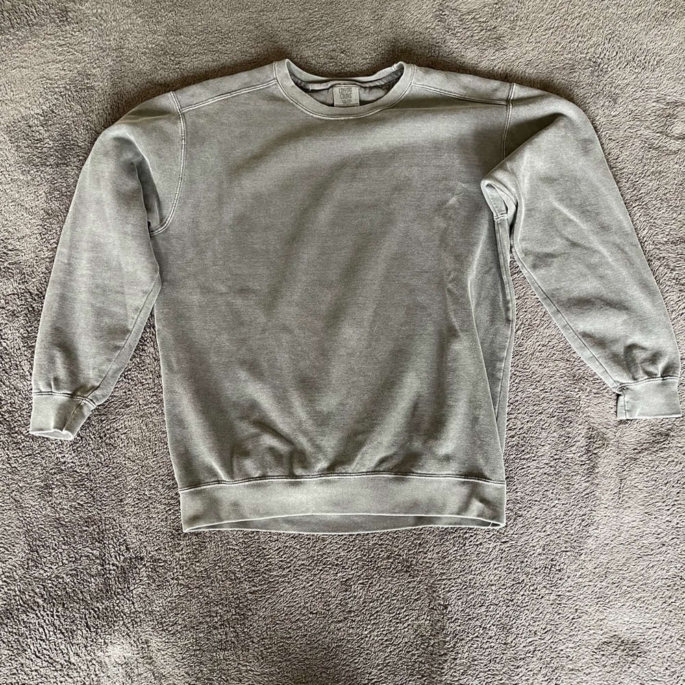 Comfort Colors Crewneck Sweatshirt, Size Medium
